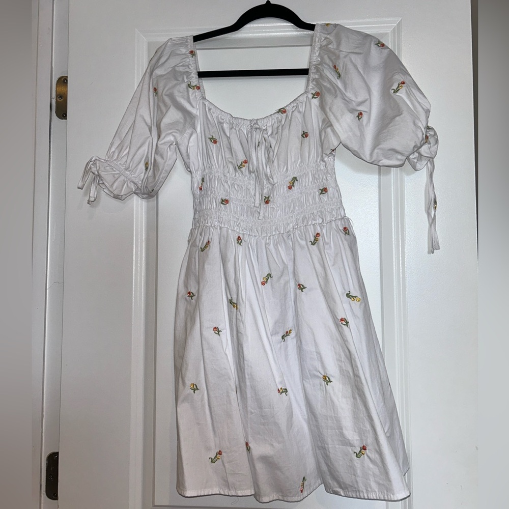 White Floral Pattern Sundress
